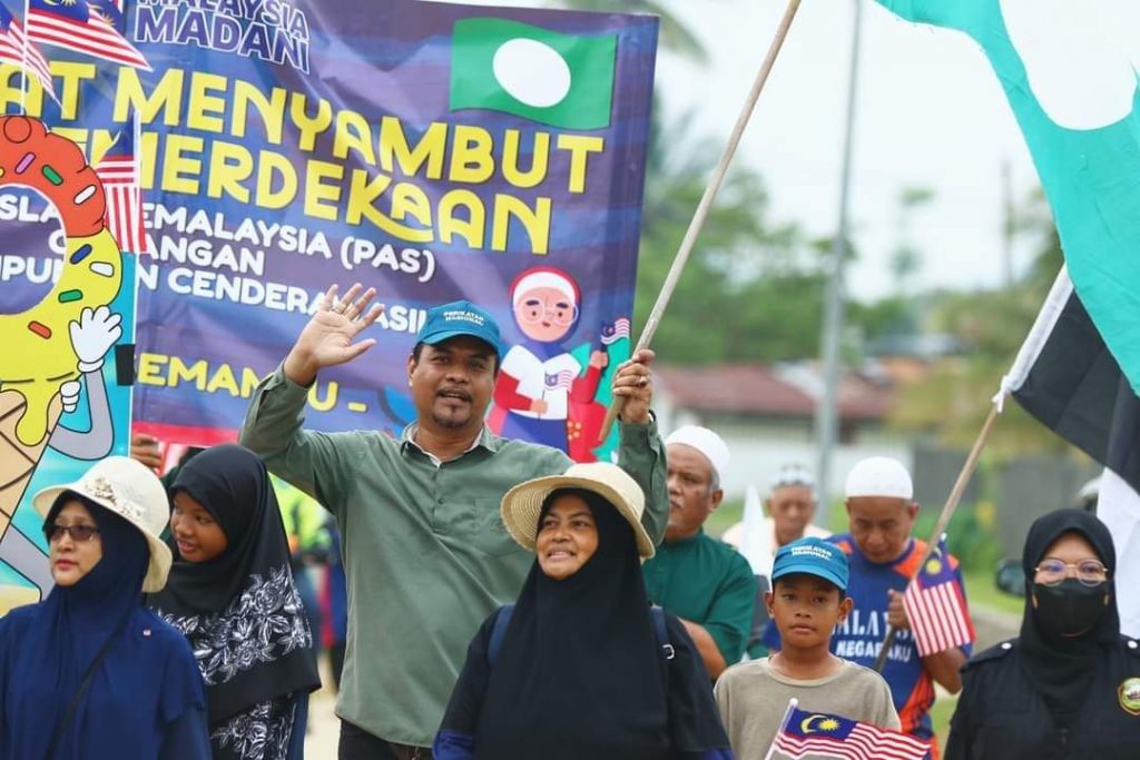 Perarakan Sempena Merdeka Eratkan Ukhuwah Ahli PAS Berita Parti Islam