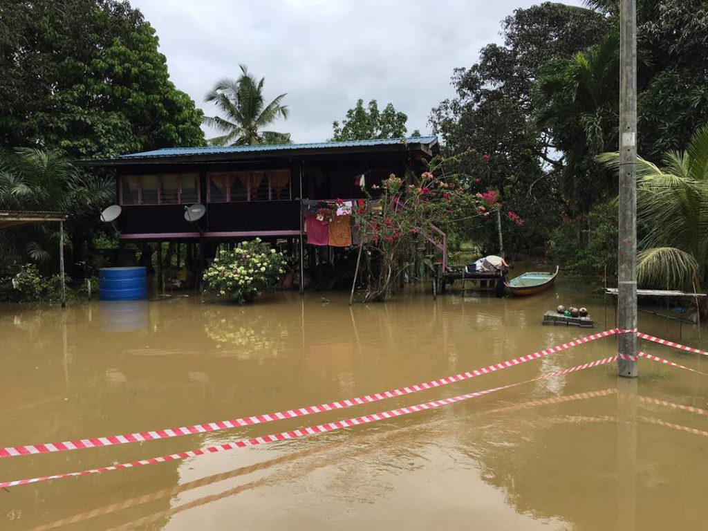 Perparitan punca banjir kilat di Kg Tiris Sibuti  Berita Parti Islam
