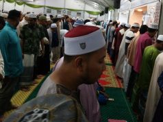 Ribuan solat hajat solidariti Agong