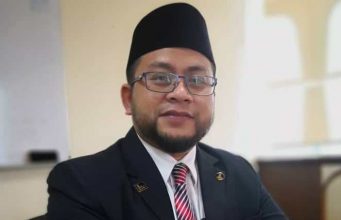 Adakah Azmin tidak dicadang parti sendiri?