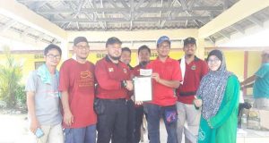 JAMK Ampang terima sijil penghargaan dari PIBG SRA Lembah Jaya