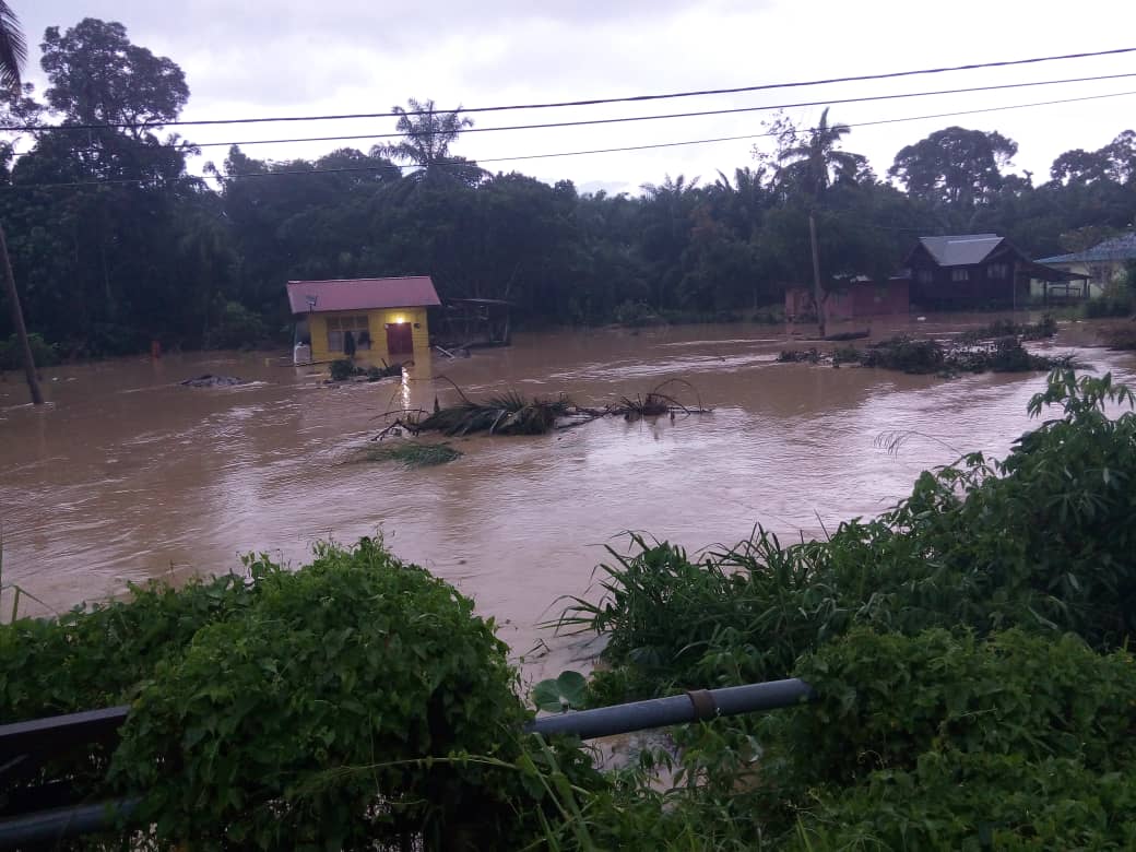 Hujan Lebat di Trong, 19 Keluarga Terpaksa Dipindahkan ...