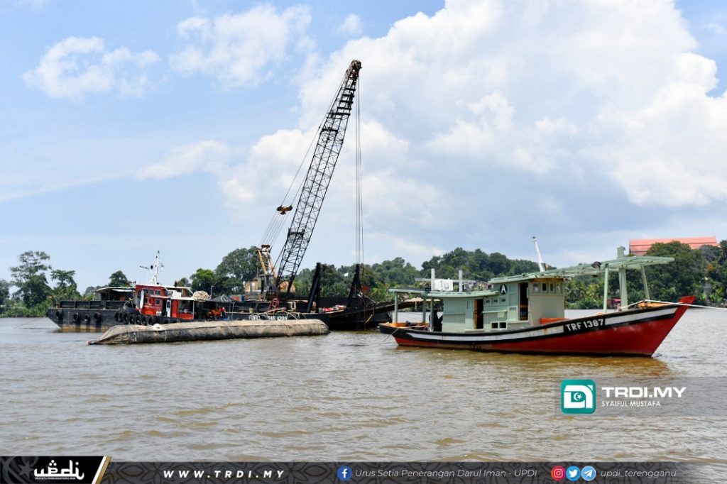  Paip pecah  di lokasi berlainan punca gangguan air Berita 