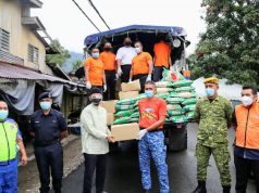 Agihan bantuan PKPD Kampung Lela Jasa
