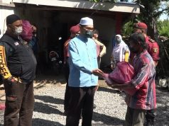 ADUN, NGO serah sumbangan kepada asnaf