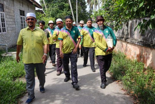 Yayasan Amal Malaysia Cawangan Perlis bantu mangsa banjir