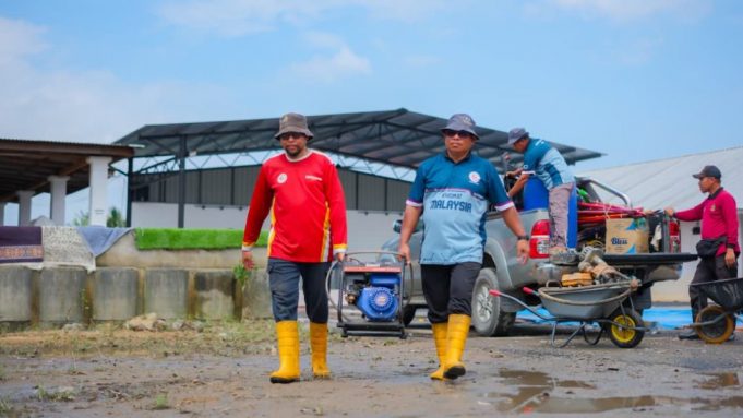 Sukarelawan Besut Bergabung Tenaga Pastikan Pelajar Tahfiz Selesa Duduki Peperiksaan