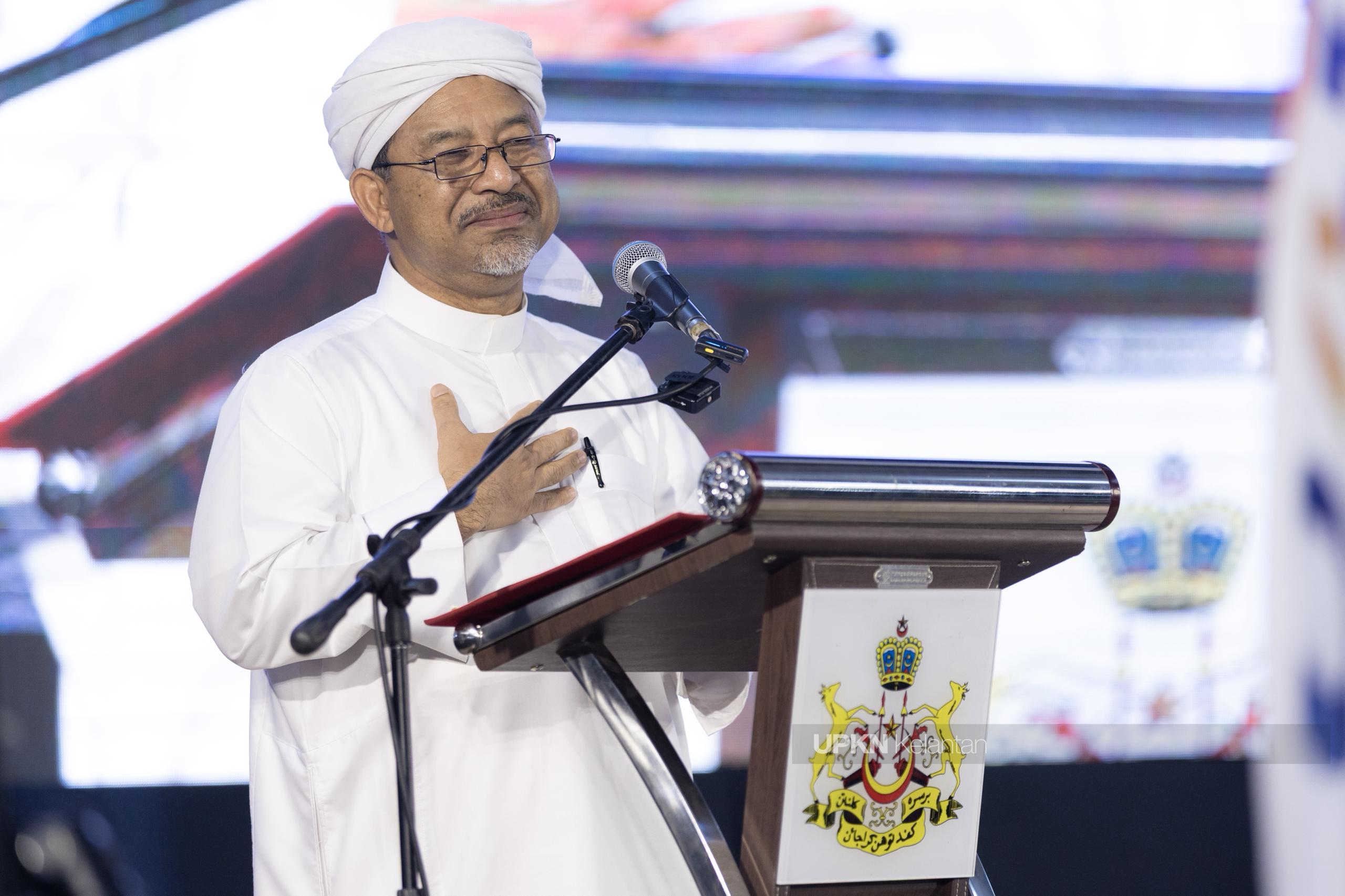 Anak muda Kelantan sambut ambang tahun baharu 2026 dengan selawat