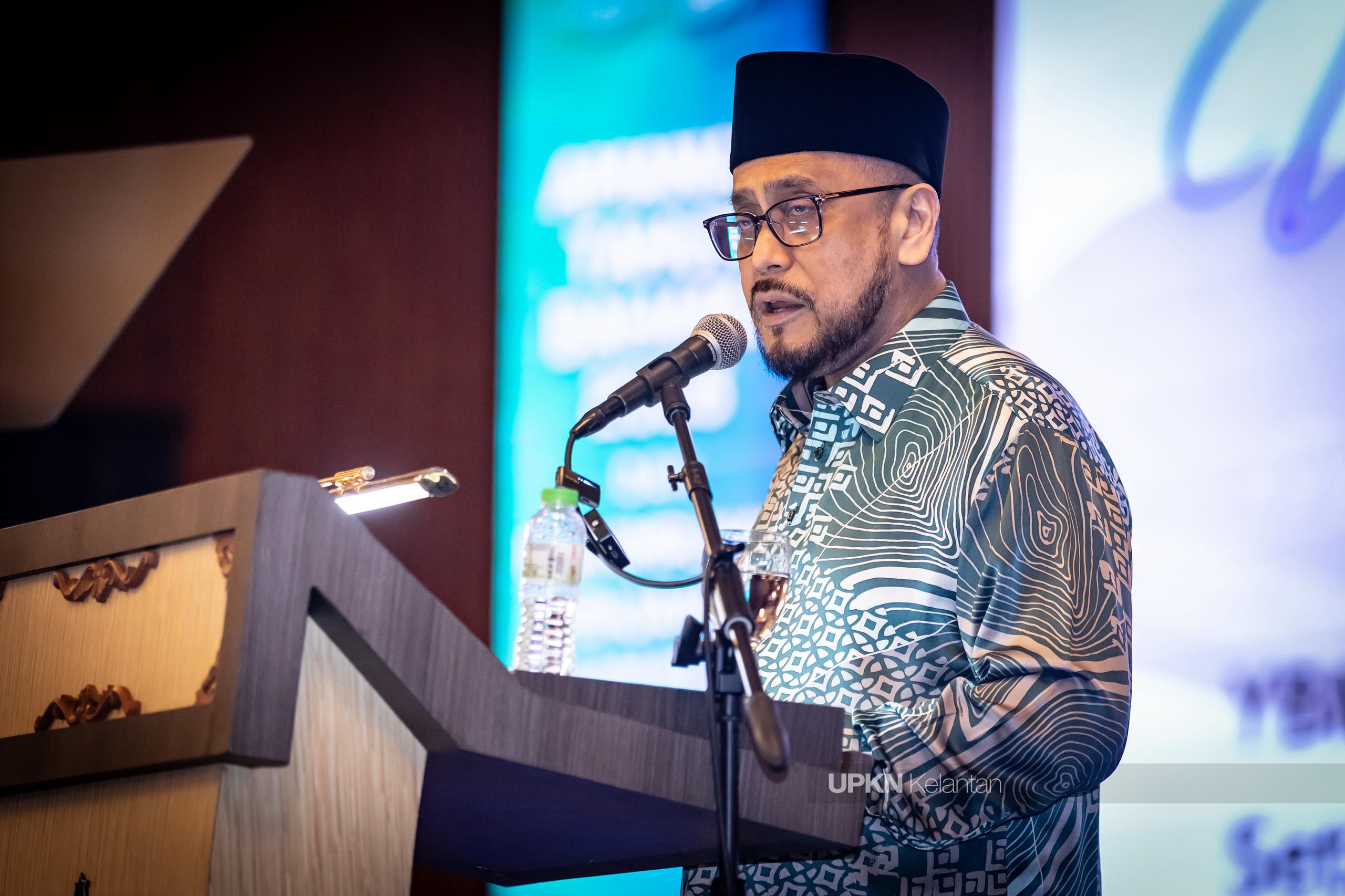Pembangunan modal insan perkhidmatan awam berteraskan kompetensi, teknologi dan nilai Islam