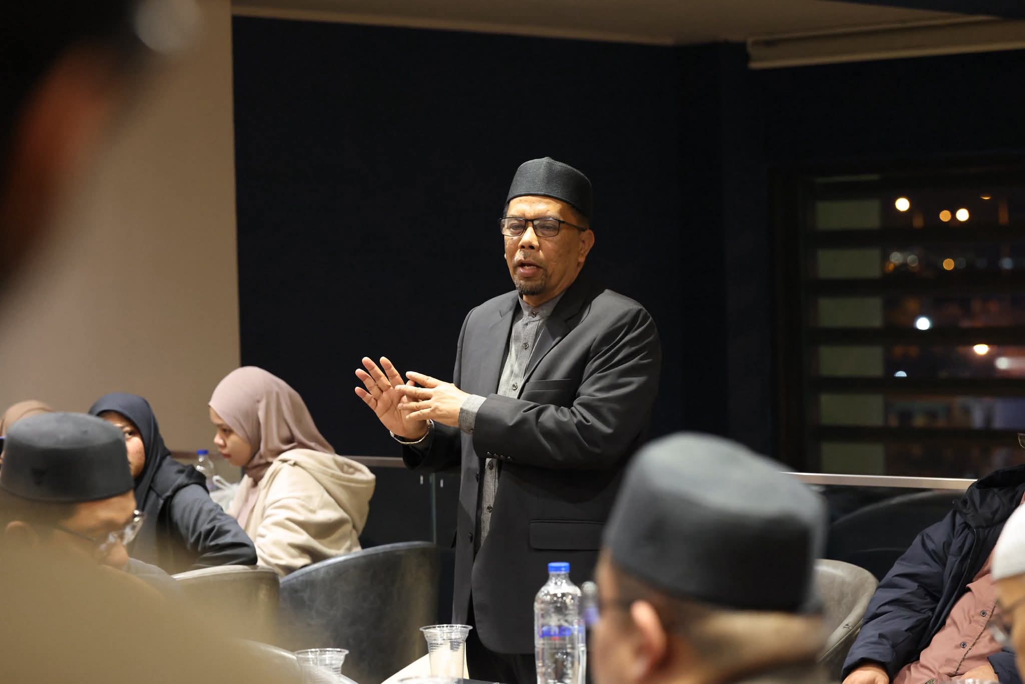 Mahasiswa perlu jadikan Islam sebagai tujuan utama dalam segala gerak kerja - Dato' Wan Roslan
