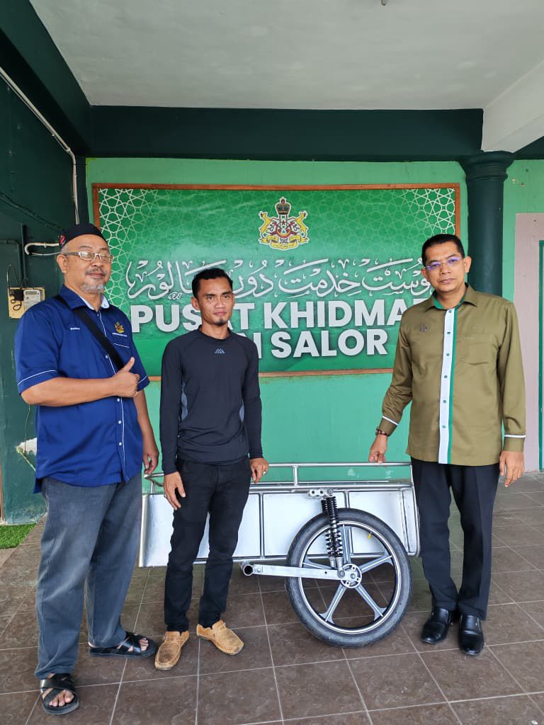Dua unit 'choley' bantu usahawan tani di Salor