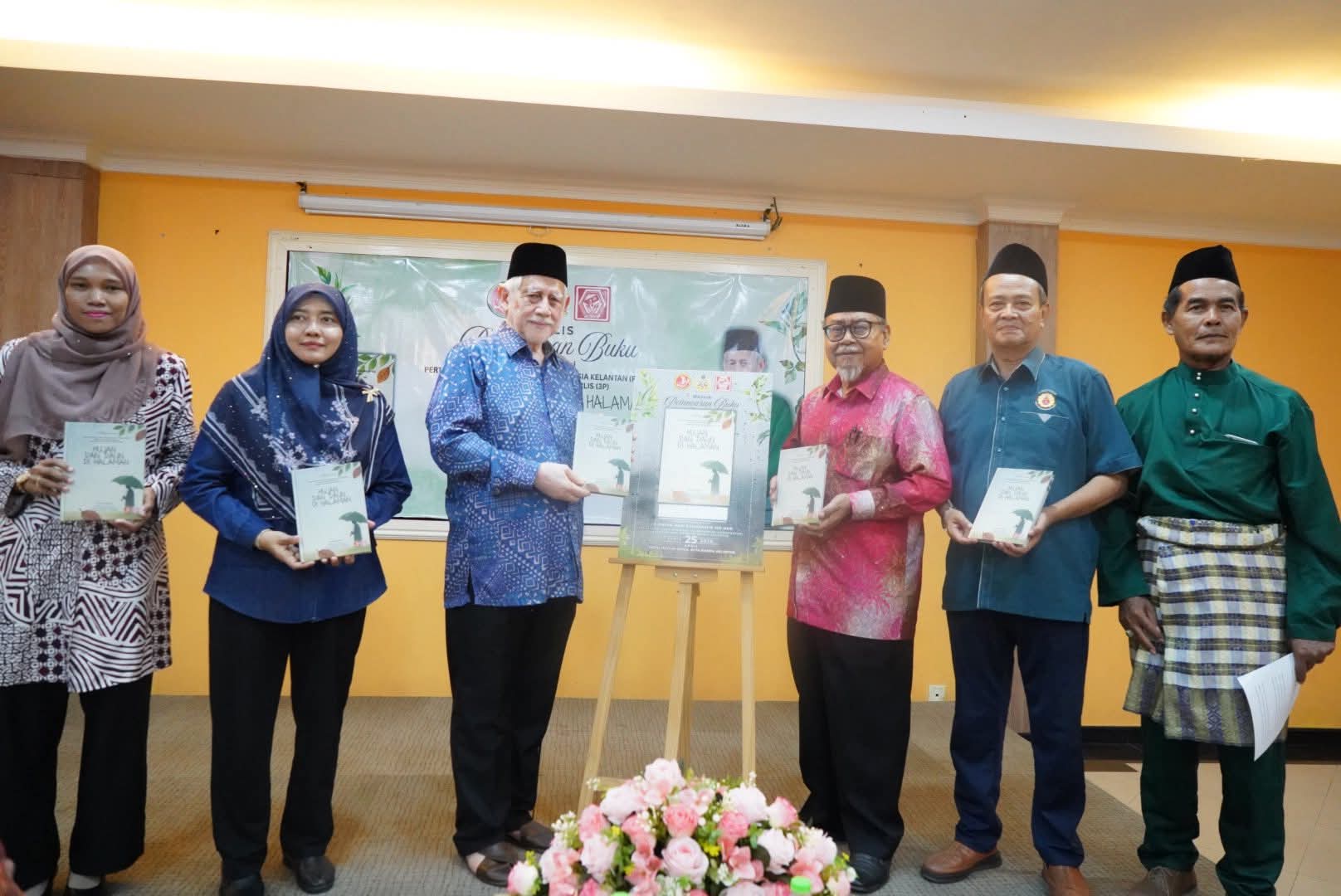 Kerajaan negeri danai penerbitan antologi puisi Kelantan–Perlis 2026