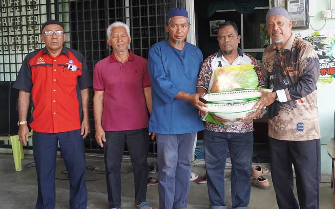 300 rakyat Pulai Chondong terima manfaat Skim Beras Al- It'am