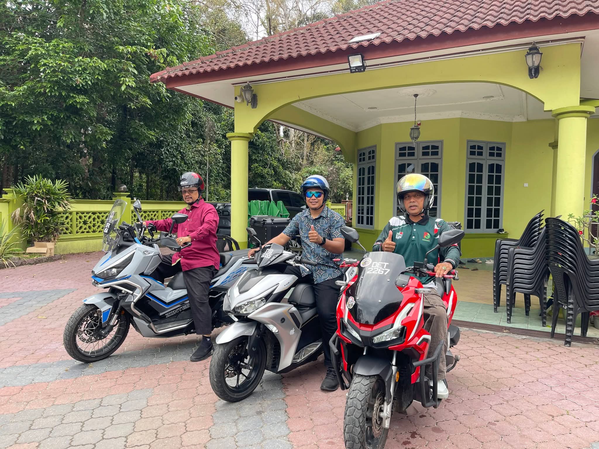 ADN Wakaf Bharu bermotorsikal hadiri 20 undangan rakyat