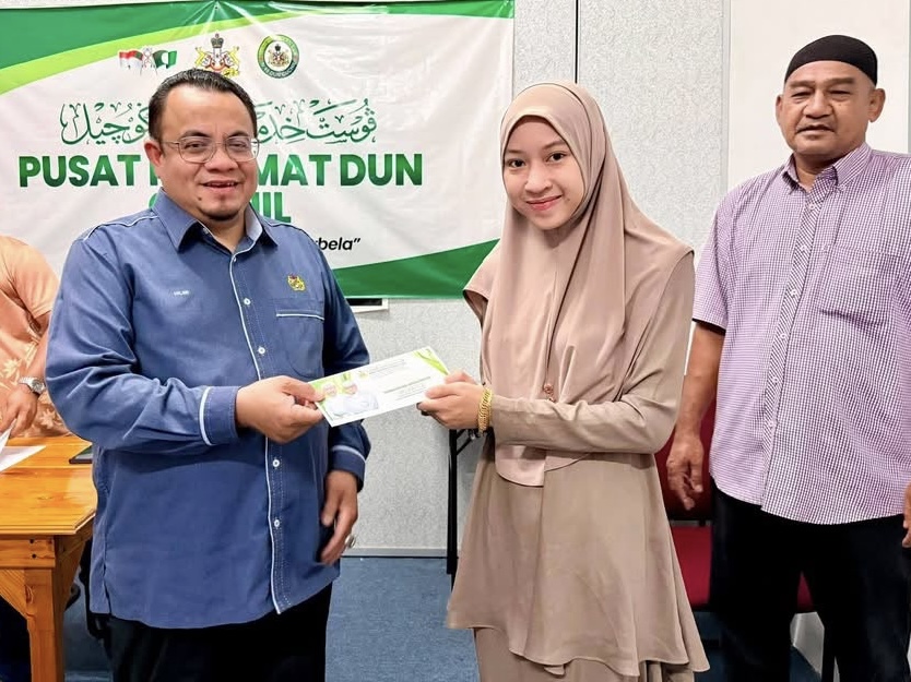 14 warga Guchil terima manfaat skim kebajikan dan penghargaan kerajaan negeri