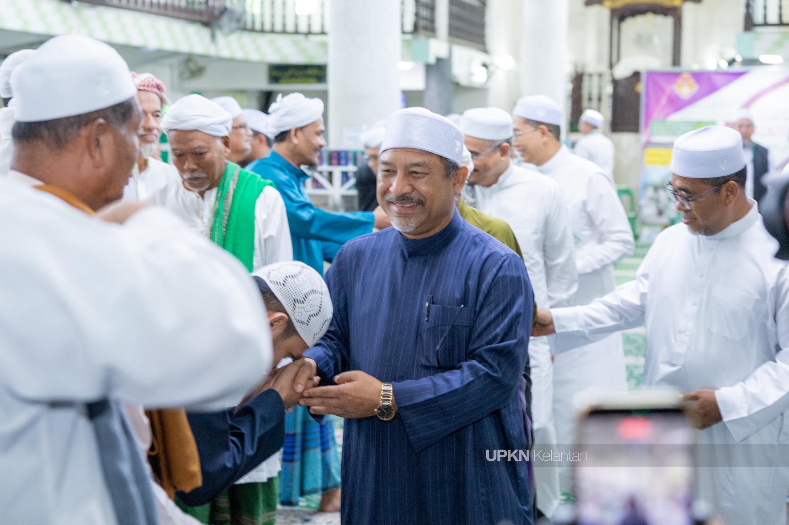 Tok guru pondok diharap terus bimbing kerajaan negeri laksana ajaran Islam - MB Kelantan