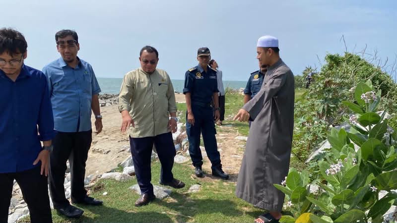 Hakisan ancam bekas tapak pelupusan Teluk Kitang, kajian segera diarahkan elak pencemaran pantai - Exco Alam Sekitar