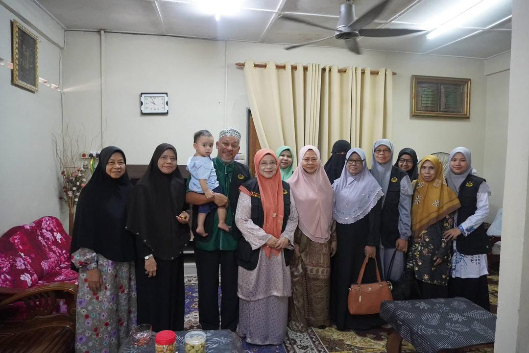 YB Azhar, Pasukan SKC ziarahi lima keluarga uzur di Batu 23 Labok