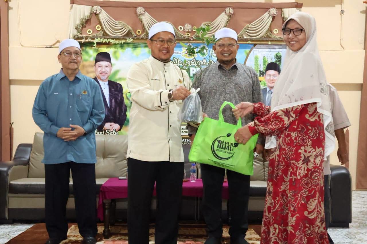 Dapur Hijau Parlimen Tanah Merah manfaatkan 120 penerima